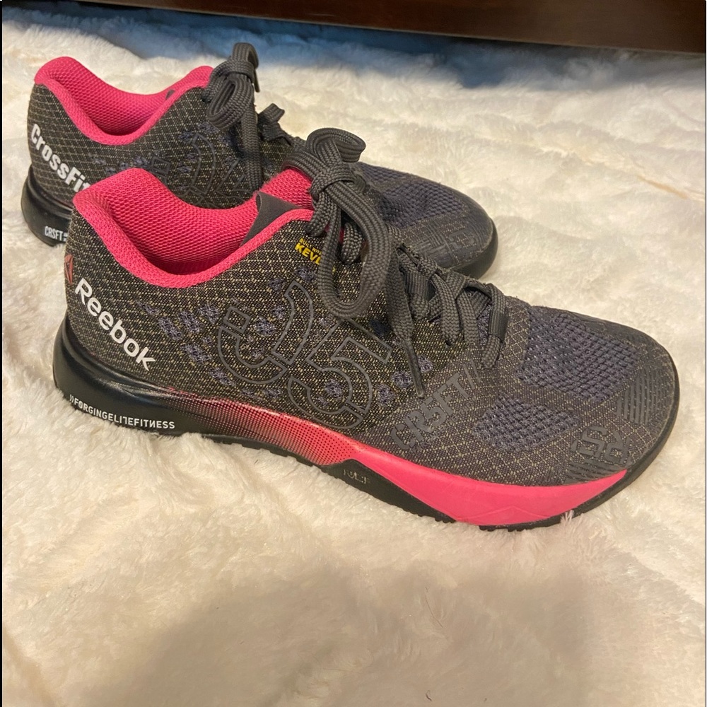 Reebok Crossfit Nanos 5.0 Girls 3.5 / Grey  & Pink